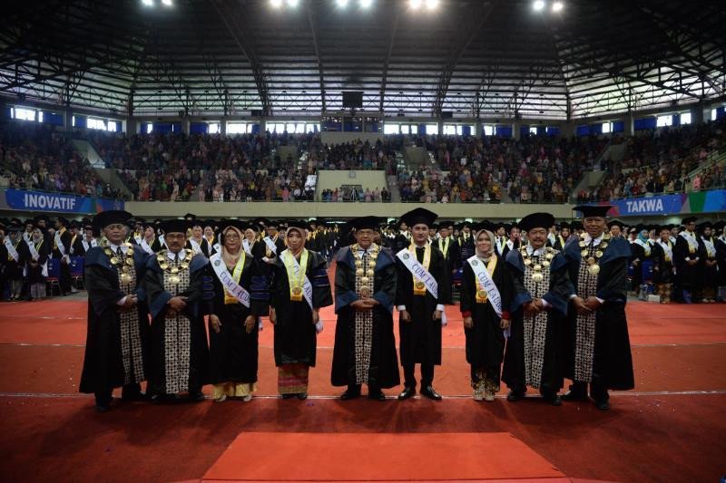 Rektor UNY: lulusan perguruan tinggi harus miliki kecerdasan sosial