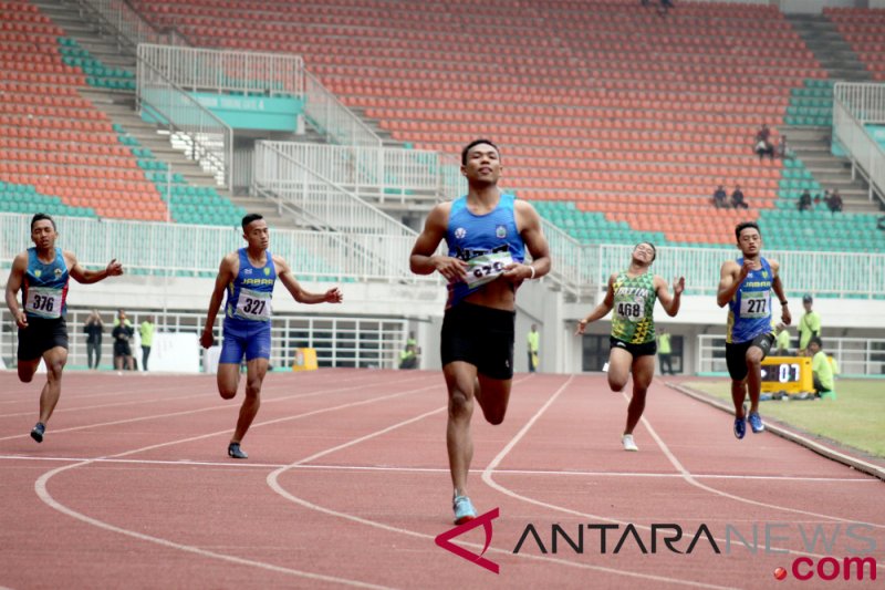 Zohri pertajam rekornya sendiri pada final 200 meter