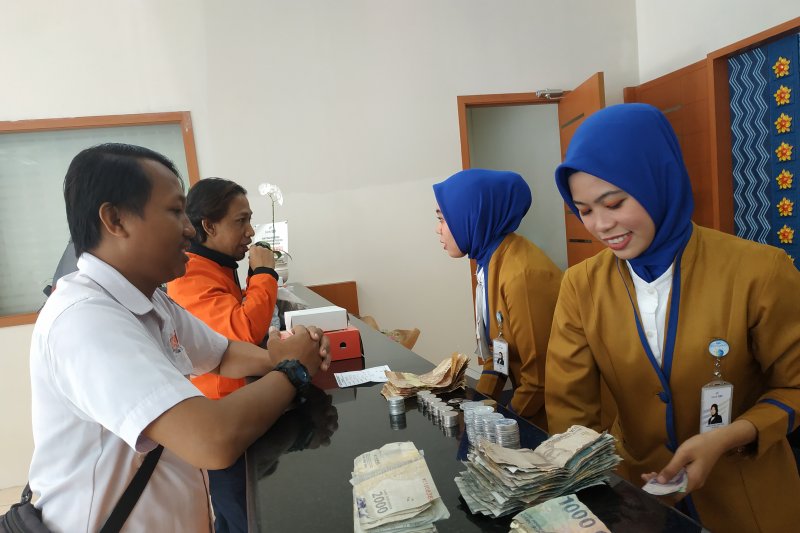 Direksi Bank BJB sapa langsung pelanggan di Makassar