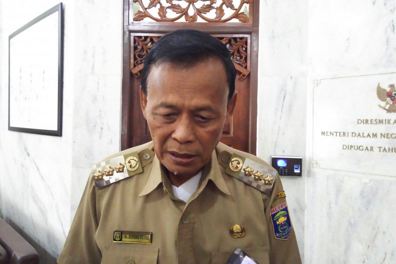 Wali Kota Metro minta Dinkes pantau seorang jamaah haji terinfeksi flu babi