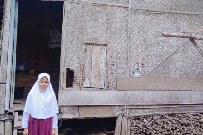 Bantu yatim piatu bersaudara untuk tinggal di rumah layak huni