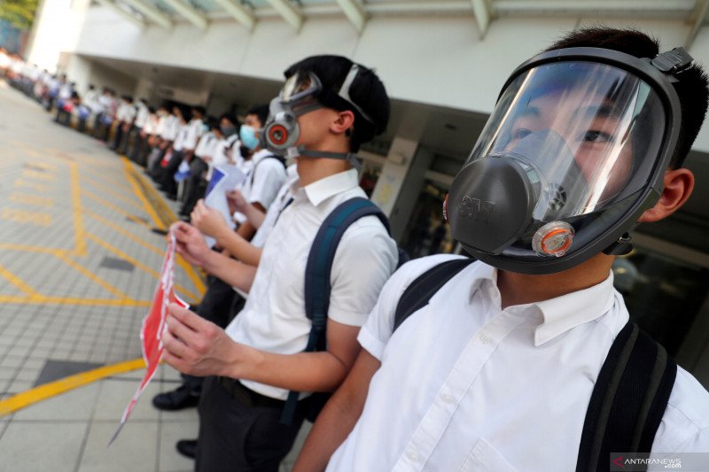 Mengajarkan kemerdekaan Hong Kong, guru SD dipecat