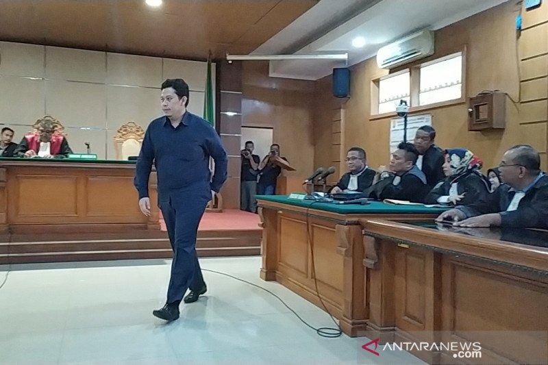 Bupati Cianjur nonaktif Irvan Rivano divonis 5 tahun penjara