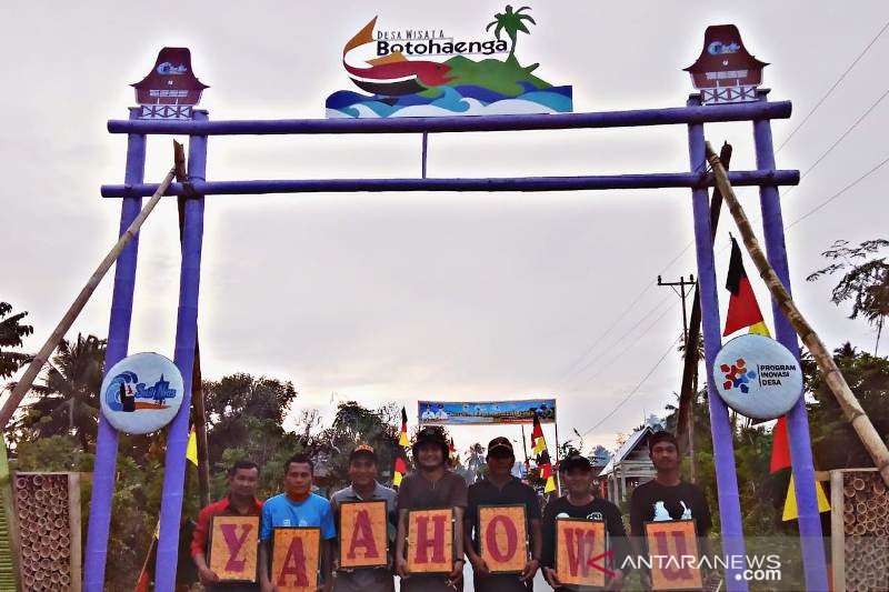 Warga Nias mempercantik desa dukung Sail Nias 2019