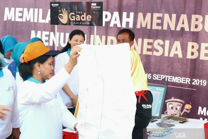 Ibu Negara harapkan Kali Bahagia di Bekasi bersih dari sampah