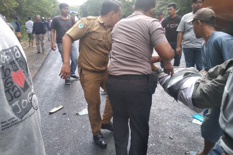 Tabrakan bus dan truk di Way Kanan, polisi tegaskan korban tewas sementara delapan orang