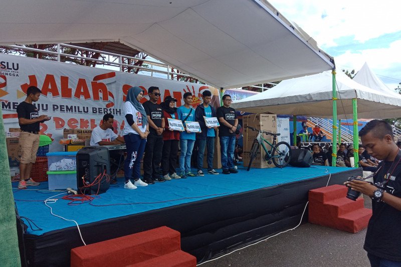 Komunitas GM-AMP menanam benih pemilu bersih