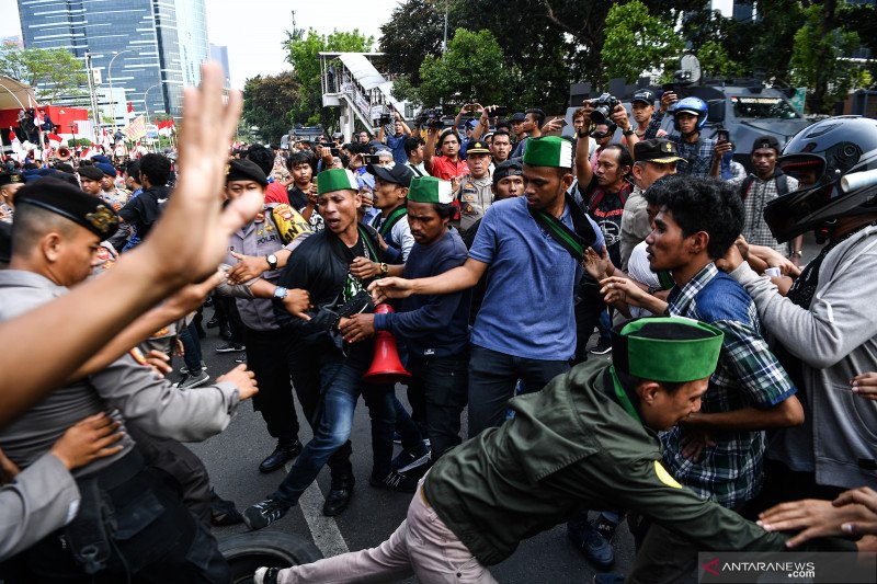 Fahri minta Presiden segera lantik pimpinan KPK 2019-2023