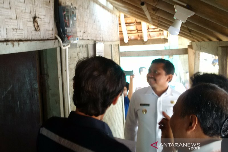Pemkab Sumedang siap pasang tiga ribuan sambungan listrik baru bagi rumah warga
