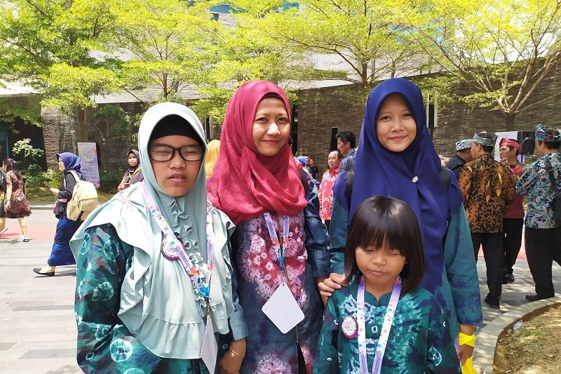 Penyandang disabilitas bertarung di FLS2N Lampung