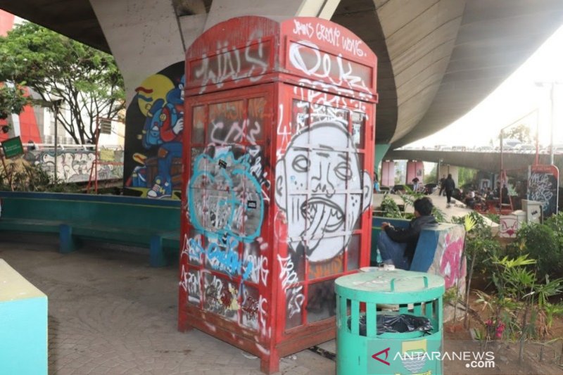 Aksi vandalisme rusak fasilitas perpustakaan portable taman Kota Bandung