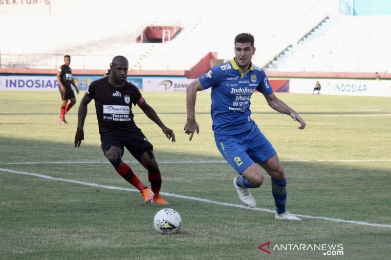 Nick Kuipers optimistis Persib naik ke peringkat lima Liga 1