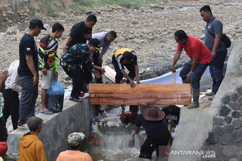 Berkat irigasi, petani di sembilan desa kembali dapat garap lahan