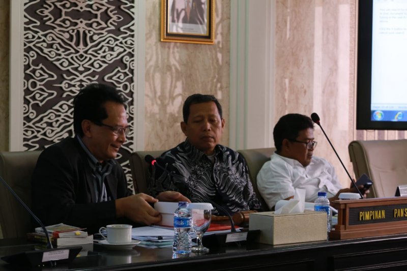 DPRD Jabar usulkan satu anggota dewan didampingi satu tenaga ahli