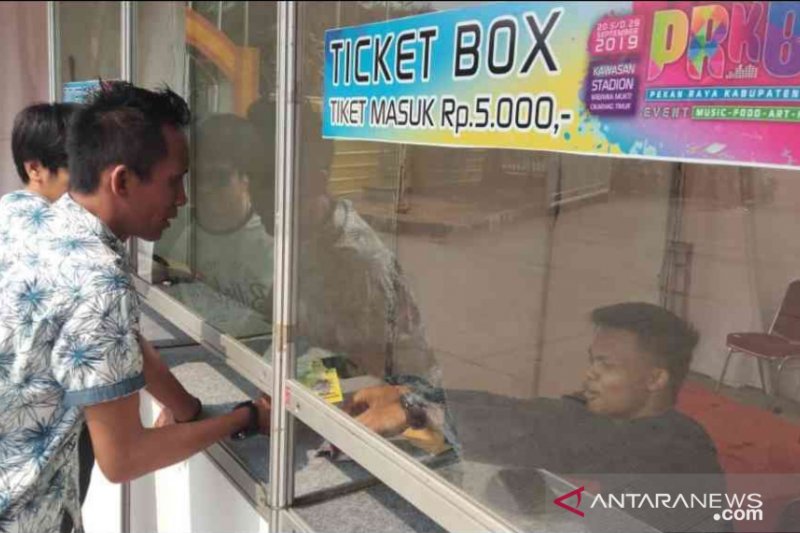 Ada pungutan tiket masuk, Pemkab Bekasi evaluasi Pekan Raya 2019