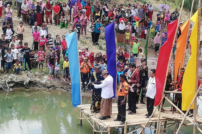 Kirab larung Cai Di Raga di Cirebon, Hasto ajak rawat sungai