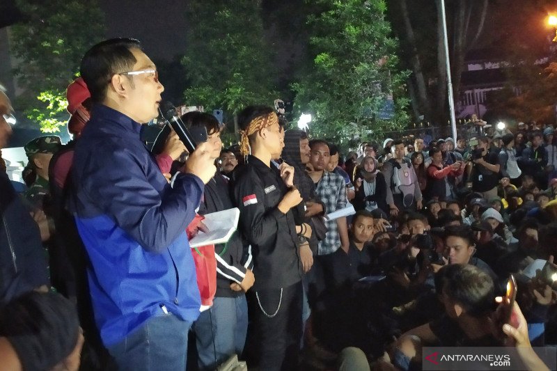 Usai bertemu mahasiswa, Ridwan Kamil janji akan sampaikan aspirasi ke pusat