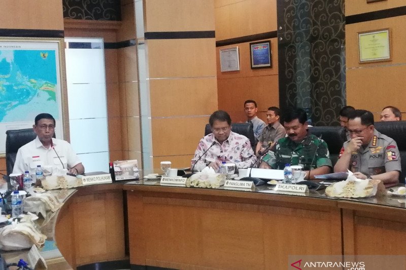 Menko Polhukam: Pelantikan Presiden dan DPR amanat konstitusi