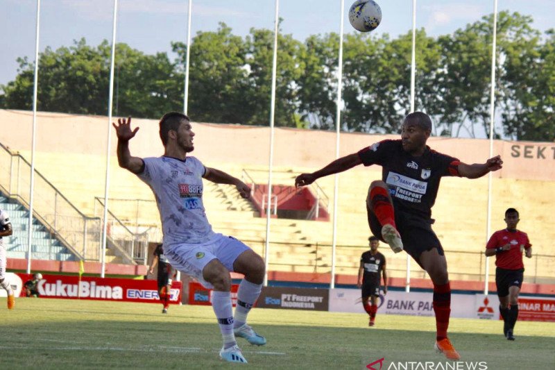 Tira Persikabo dikandaskan Persipura dengan skor 3-0