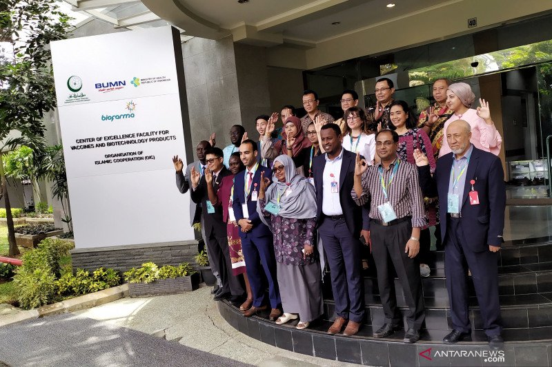Perwakilan negara OKI kunjungi tempat produksi vaksin Bio Farma di Bandung