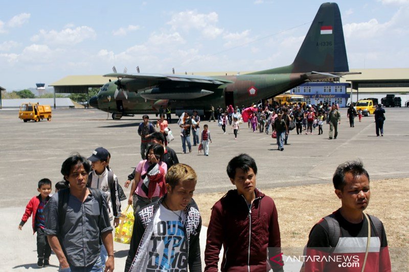 Pengungsi konflik Wamena tiba di Makassar