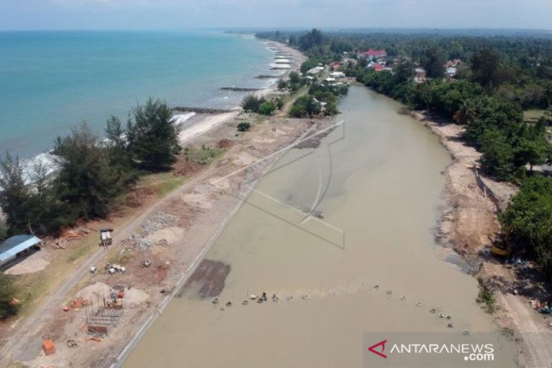 PENATAAN WATERFRONT CITY  PARIAMAN  ANTARA Sumbar