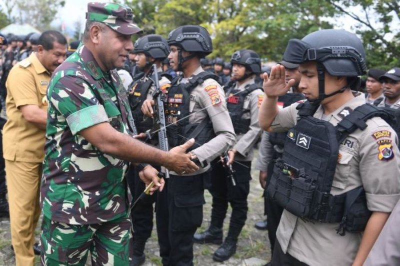 Apel gabungan TNI-Polri di Wamena