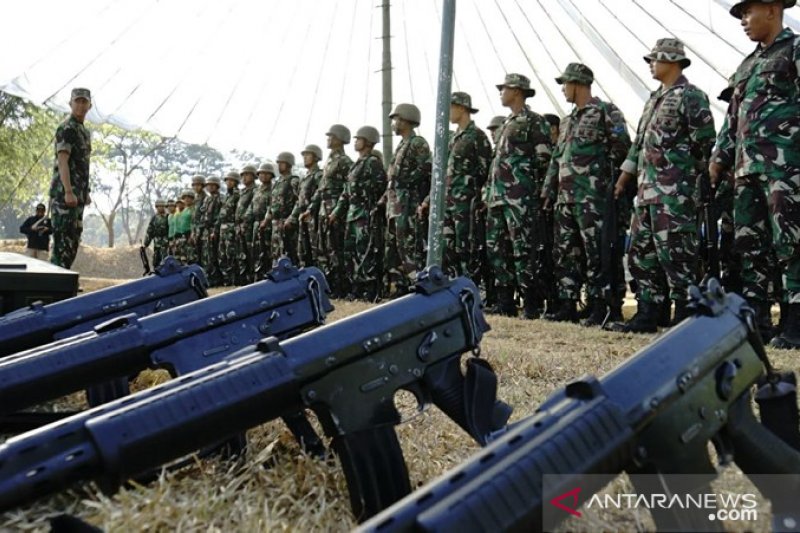 Latihan gabungan pasukan TNI