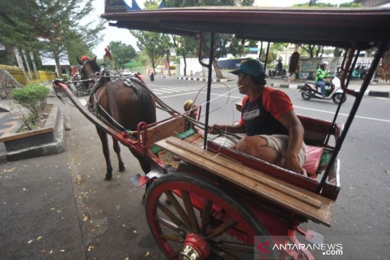 KUSIR BENDI KESULITAN MENCARI PENUMPANG