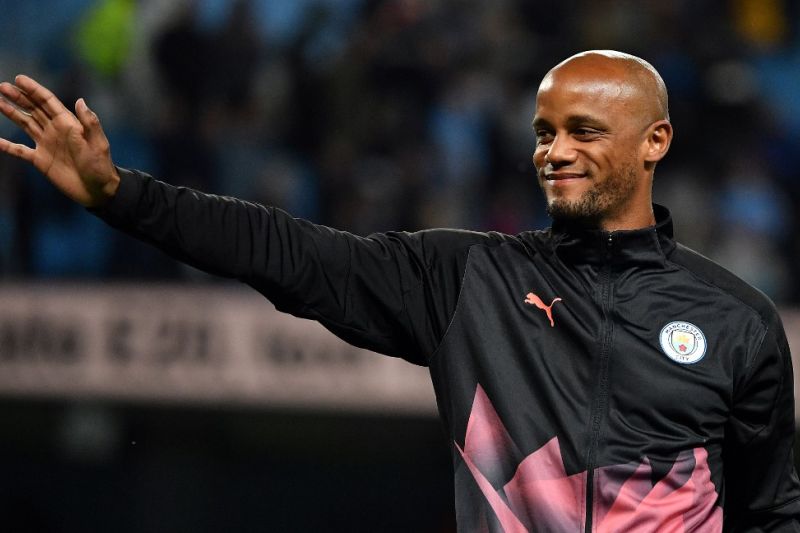 Vincent Kompany berhasil membawa Burnley promosi ke Liga Premier Inggris