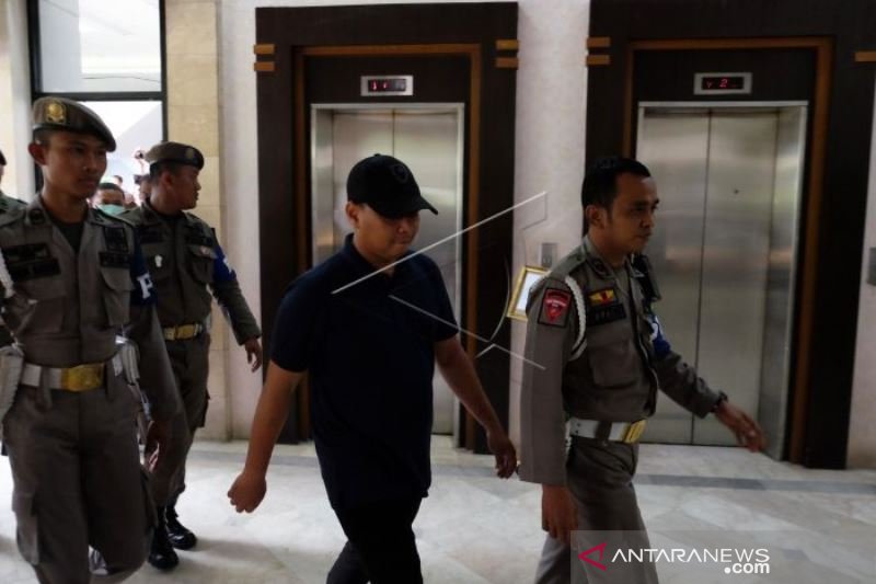 PROTOKOL WALI KOTA MEDAN MENYERAHKAN DIRI