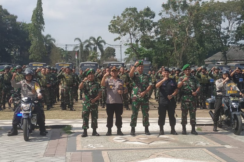 TNI-Polri NTB siap mengamankan pelantikan Presiden dan Wapres