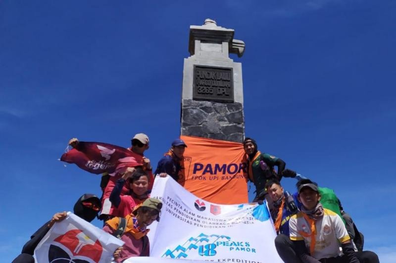 PAMOR tunda ekspedisi pendakian cepat 18 puncak gunung