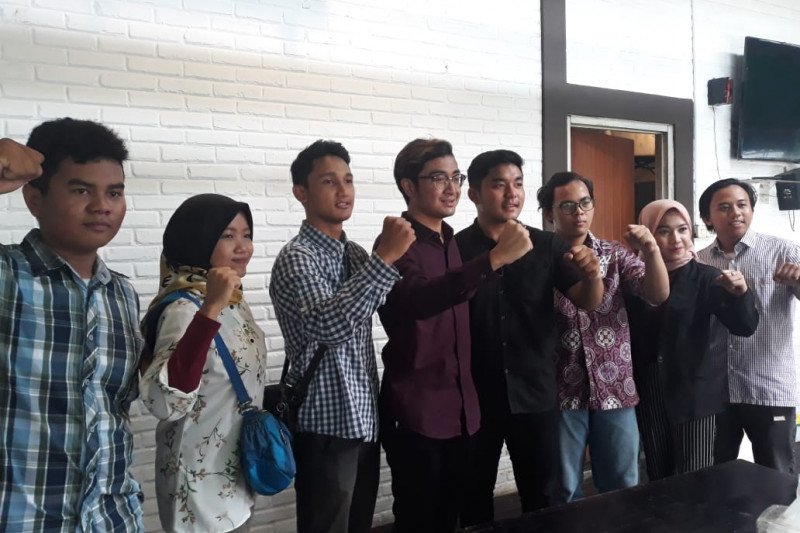 Aliansi Pelajar Surabaya jawab tudingan politisi Nasdem soal blusukan pejabat
