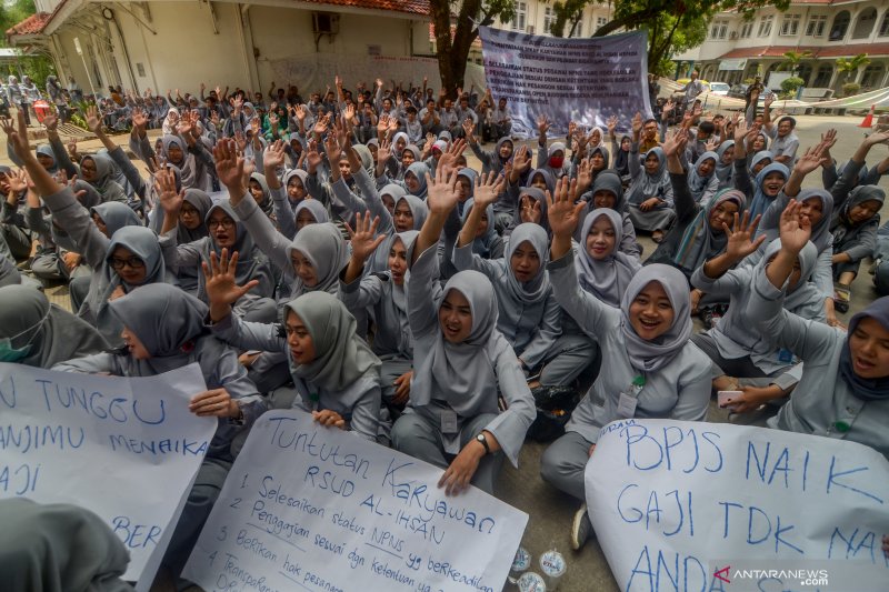 Kadinkes Jabar siap sampaikan tuntutan demo pegawai RSUD Al Ihsan ke gubernur