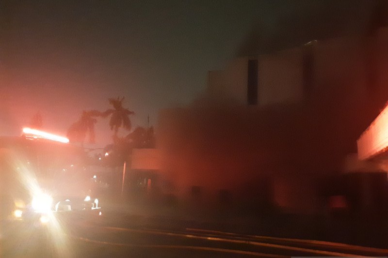 Hailai bekas gedung hiburan malam yang ada sejak tahun 1971 terbakar
