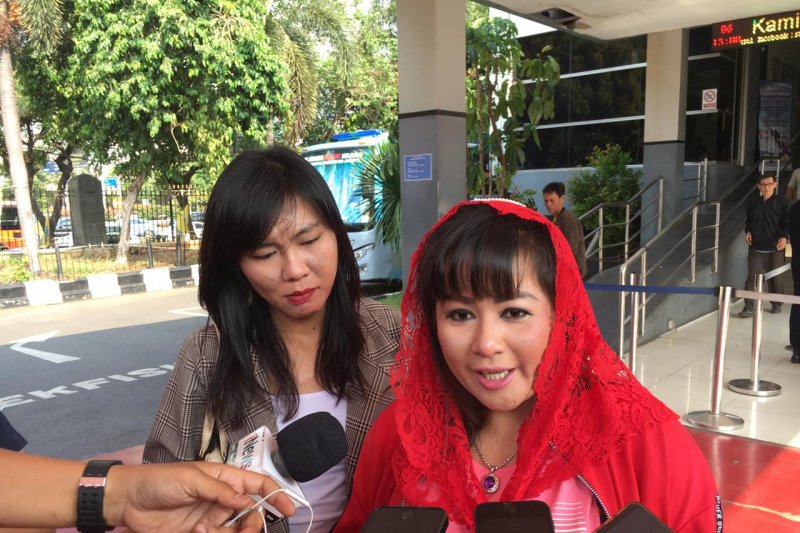 Politisi Dewi Tanjung laporkan Novel Baswedan ke Polda