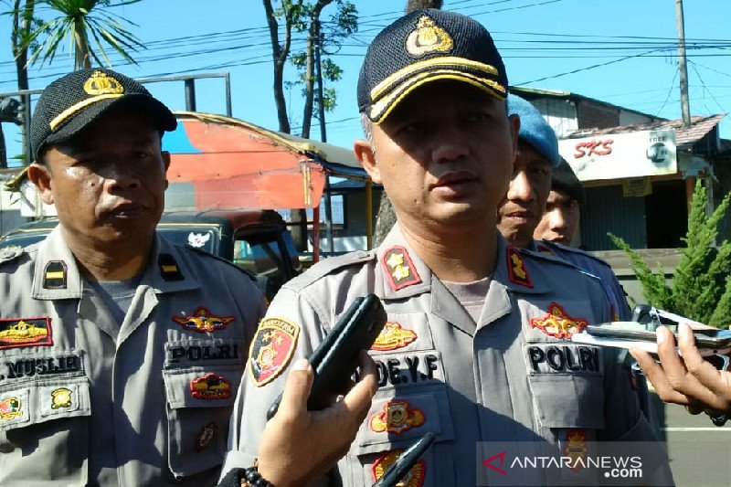 Polres Garut tangkap pelaku ancam warga dengan golok saat Pilkades