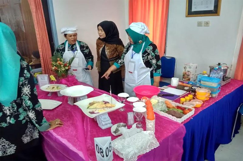 Barut ikuti lomba masak serba ikan tingkat Kalteng