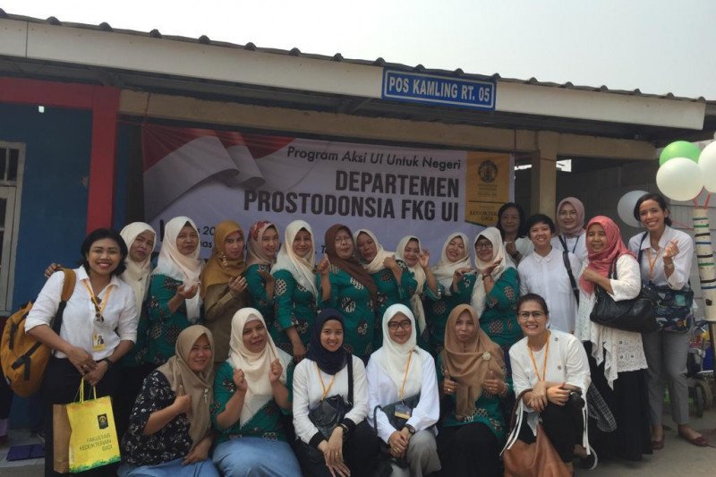 FKG UI juara pertama 'dental education award' internasional