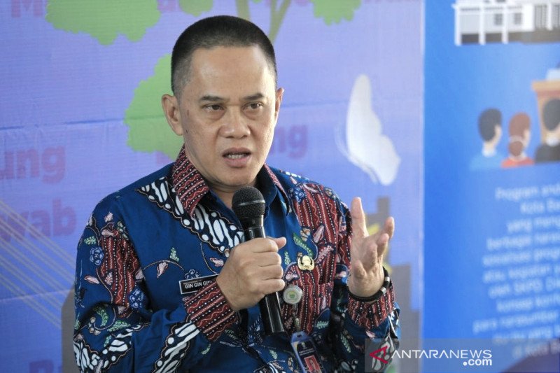 Program anak ayam bagi pelajar mulai dari dua kecamatan di kota Bandung