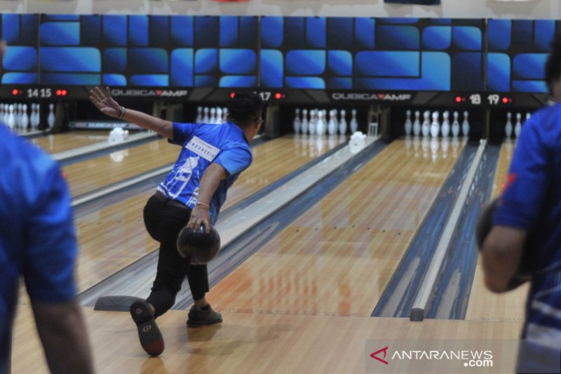 Atlet Bowling putra Indonesia lolos delapan besar Qubical AMF