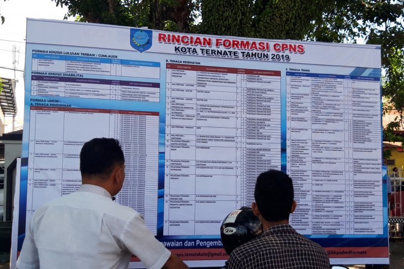 Portal Sscn Ternate Ditutup Tercatat 2 668 Pelamar Cpns Antara News Ambon Maluku