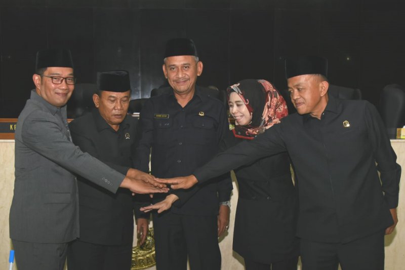 DPRD-Pemprov Jabar teken kesepakatan Rancangan APBD 2020, nilainya Rp46 triliun lebih