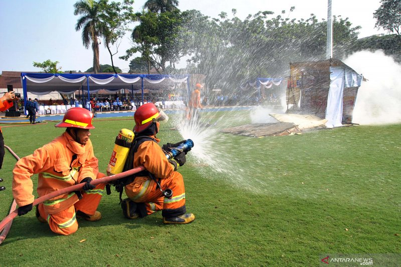 Simulasi Penanggulangan Bencana Kebakaran - ANTARA News