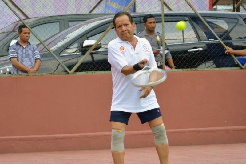 Gubernur Sulteng Buka turnamen tenis Siranindi Cup V