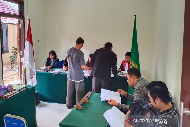 Buktikan keterlibatan BRI, Dedy Irawan ajukan 73 bukti di PN Tamiang Layang