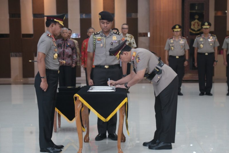 Irjen Pol Listyo Sigit resmi dilantik jabat Kabareskrim Polri