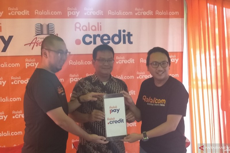 Seiring renovasi Pusat Grosir Asemka  mulai merambah 