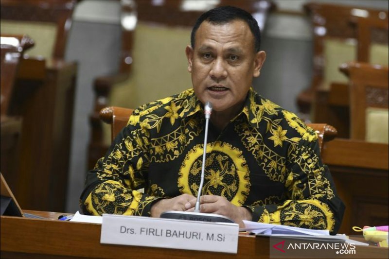 Menko Polhukam sebut Firli berhak tetap jadi anggota Polri